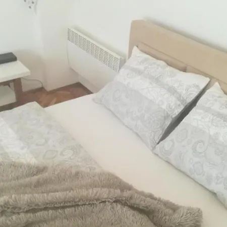Apartman Olymp Osijek-Garaza Esterno foto